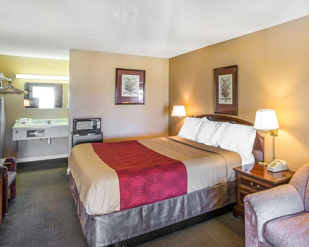 Econo Lodge Union City - Atlanta South Habitación foto